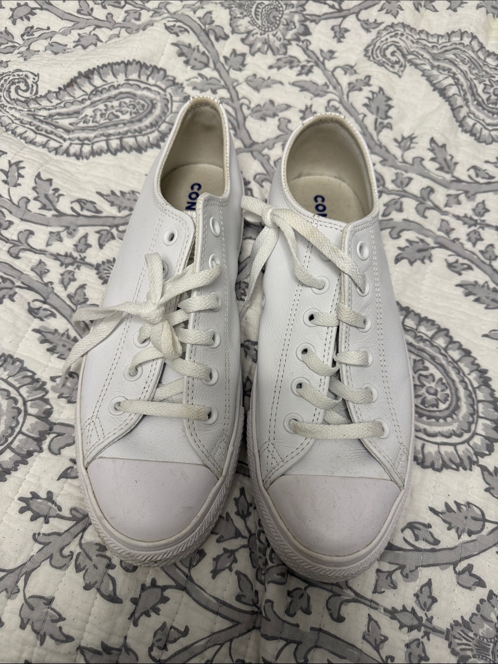 Converse White Low-Top Leather Sneakers - Lace-Up Casual